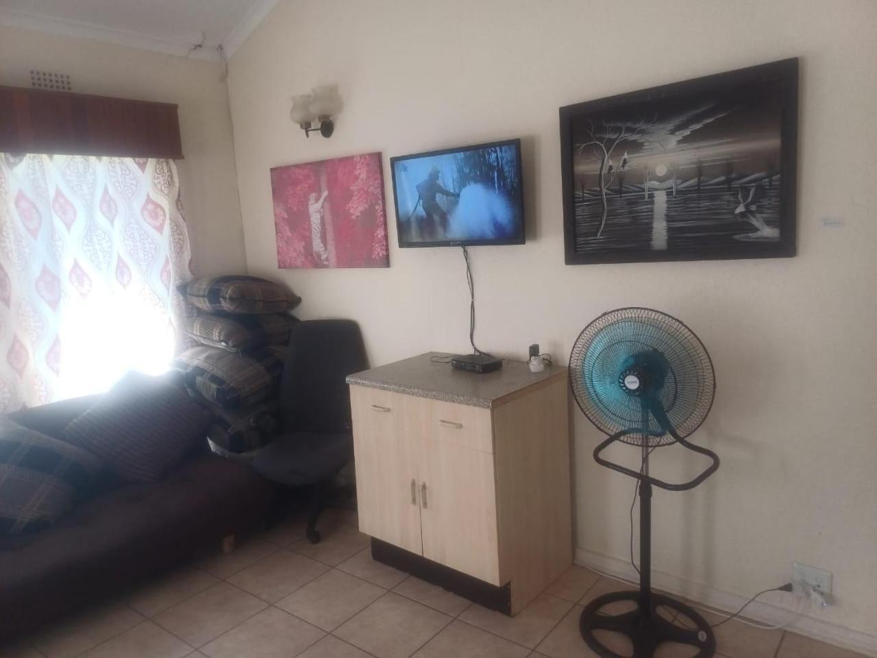 Kempton Park Lodge Birch Acres Kempton Park Buitenkant foto