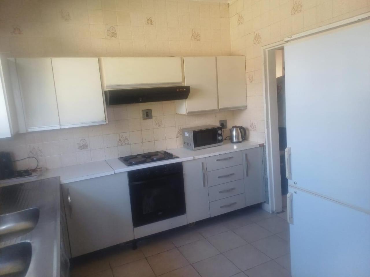Kempton Park Lodge Birch Acres Kempton Park Buitenkant foto