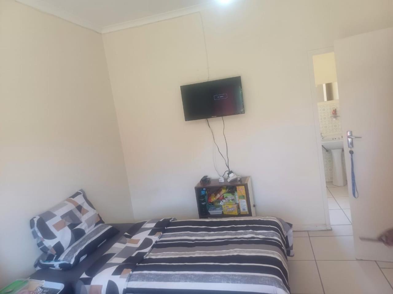 Kempton Park Lodge Birch Acres Kempton Park Buitenkant foto