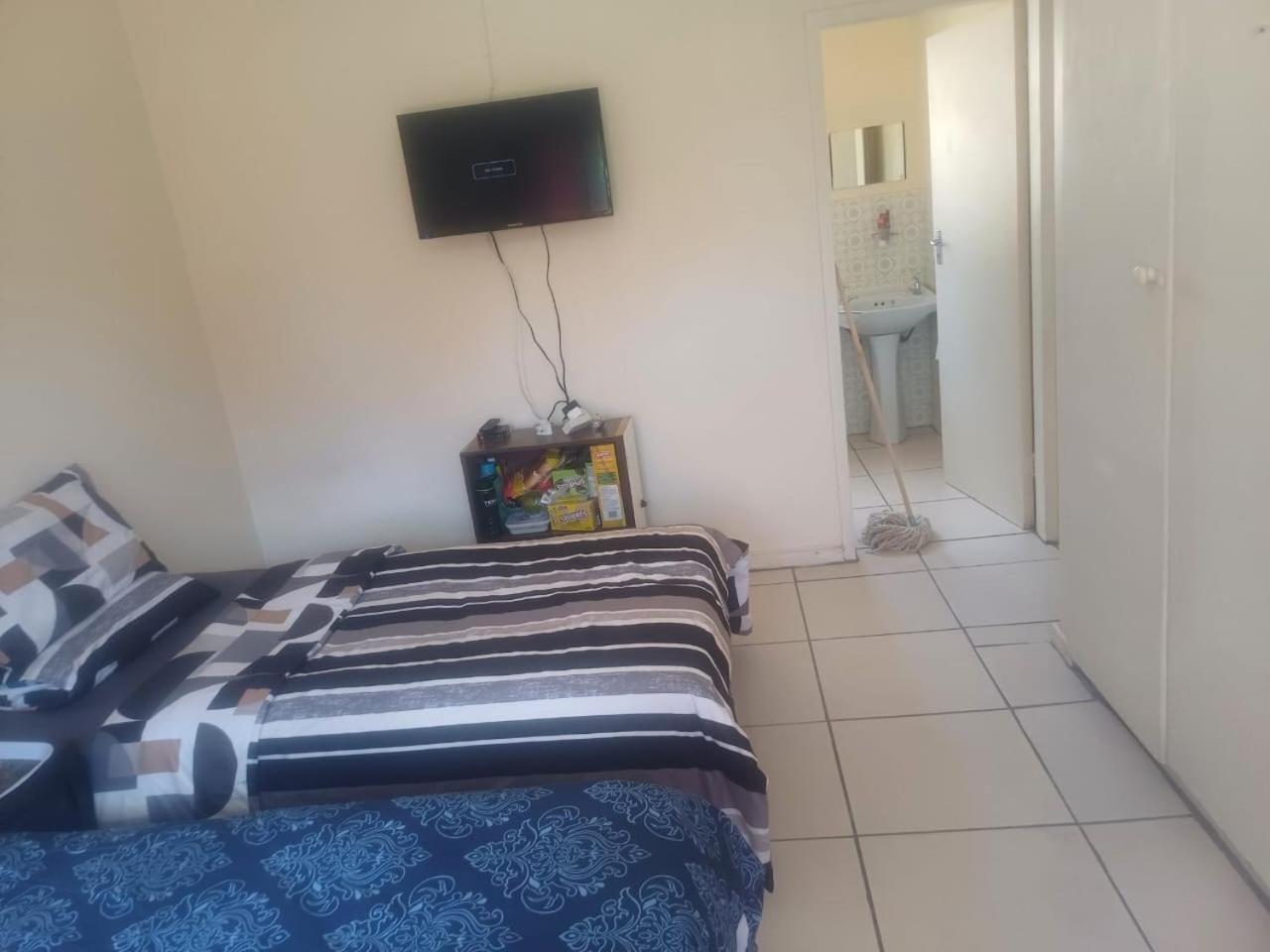 Kempton Park Lodge Birch Acres Kempton Park Buitenkant foto